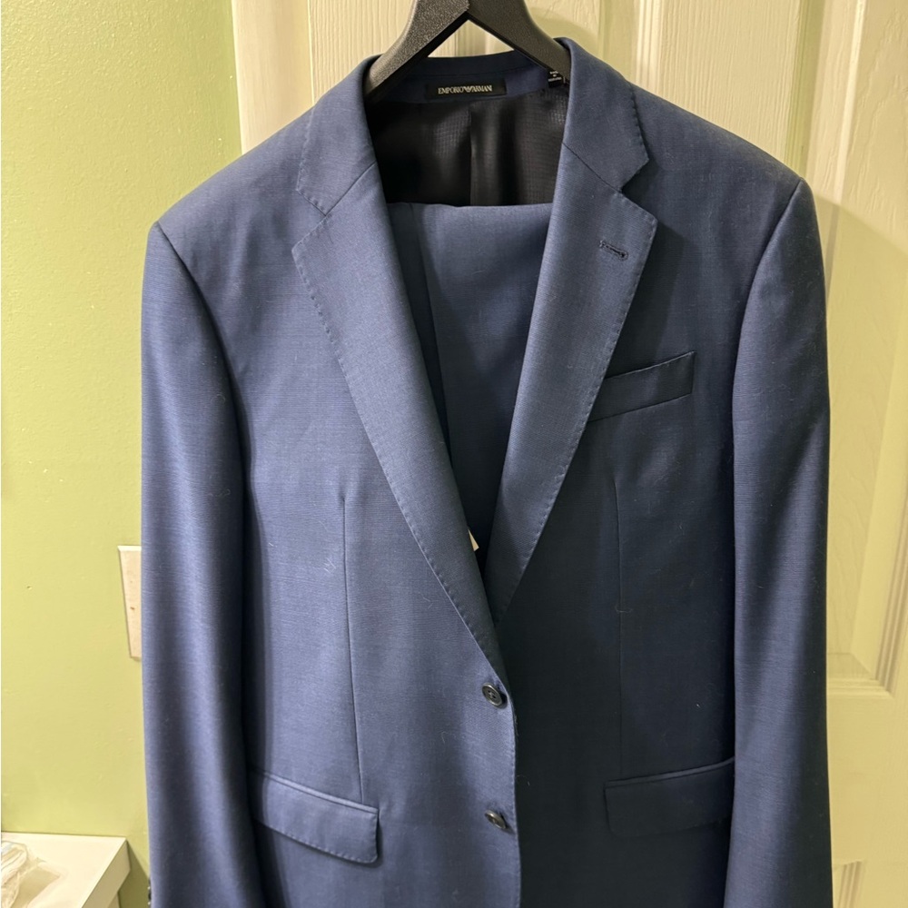Emporio Armani G Line blue suit size 54
